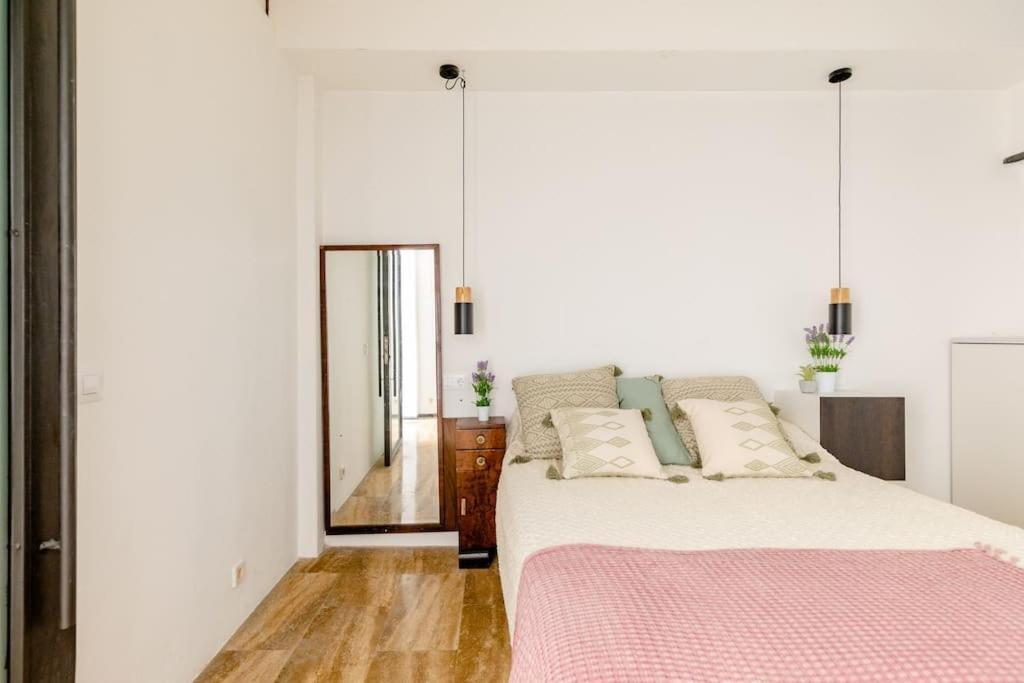 발렌시아 Cozy Loft Patio+Pool +Wifi 아파트 외부 사진