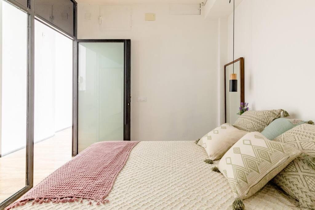 발렌시아 Cozy Loft Patio+Pool +Wifi 아파트 외부 사진